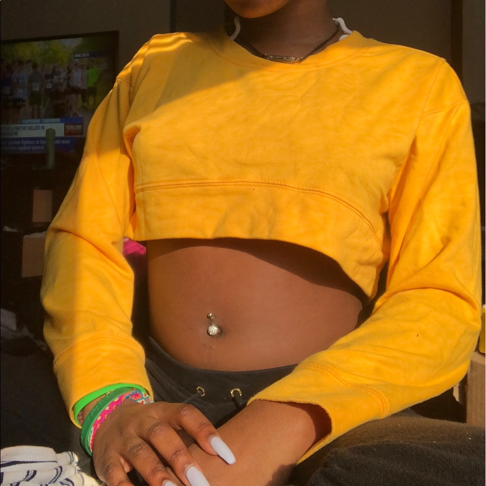 Forever21 yellow cropped long sleeve